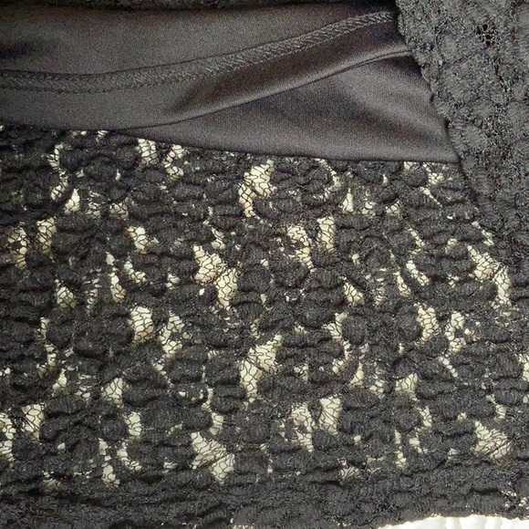 Karl LagerfieldSize M Lined Top - Picture 8 of 8